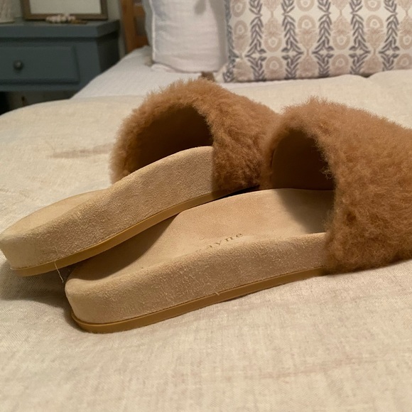 JENNI KAYNE
Shearling Slide Sandal - Picture 6 of 8